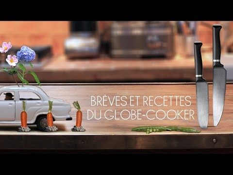 Салат Цезарь классический — с домашним соусом и хрустящими гренками