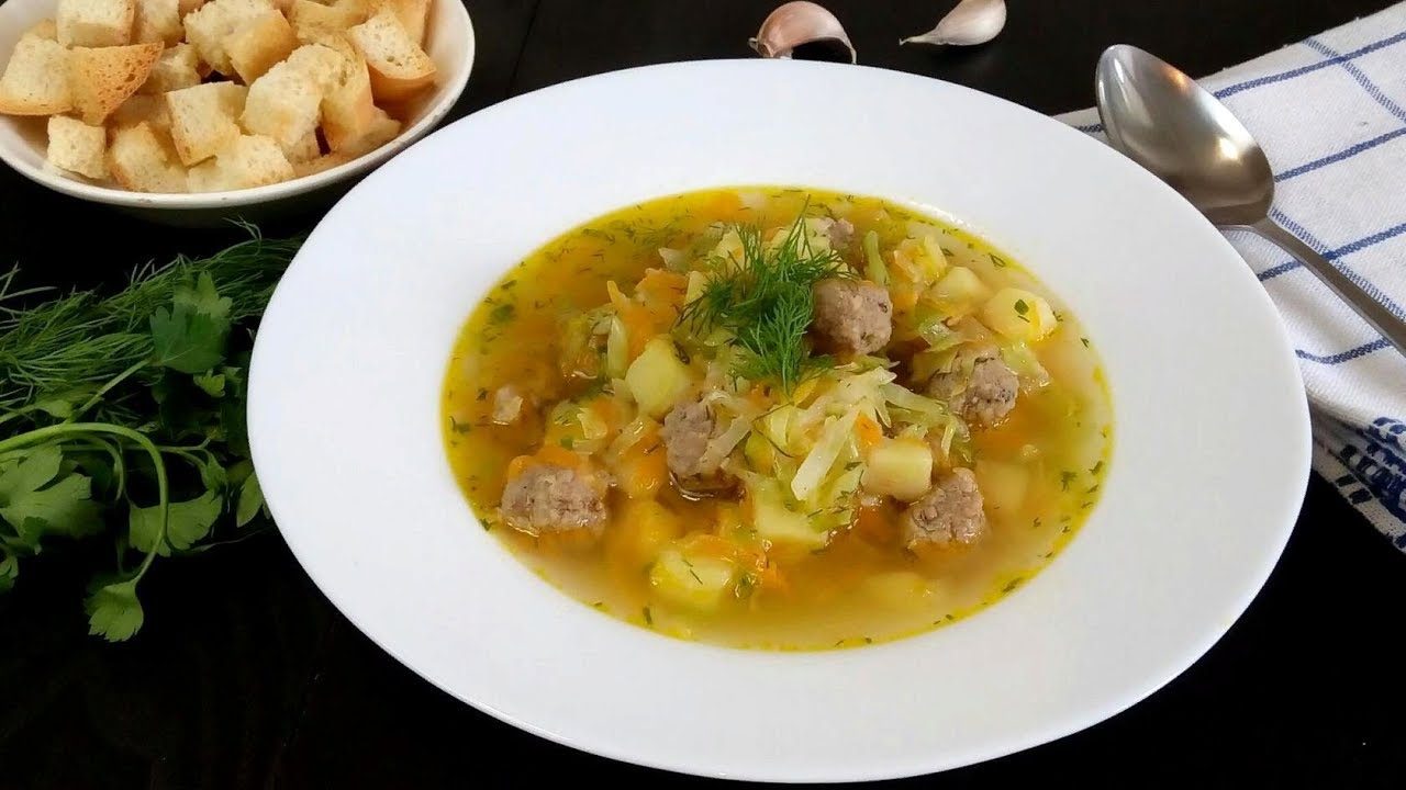 Щи из свежей капусты с мясными фрикадельками