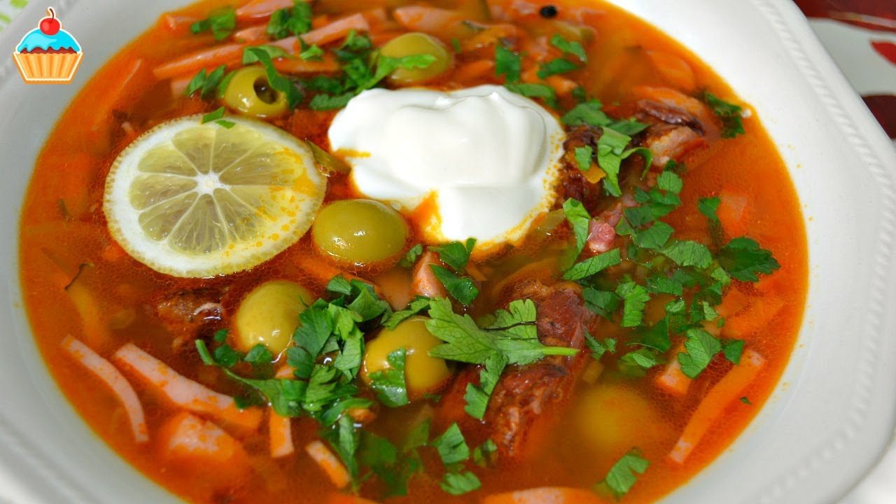 Мясная солянка домашняя со сборными копчёностями