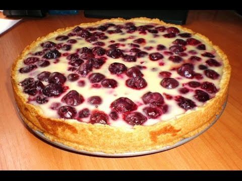 Вишнёвый пирог в мультиварке