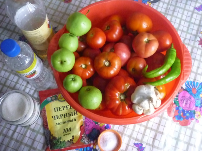 Как приготовить домашний томатный соус с яблоками