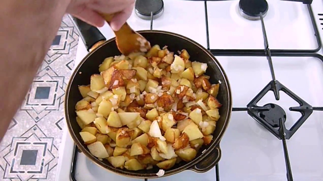 Вкусный жареный картофель - Пошаговый рецепт с фото и видео